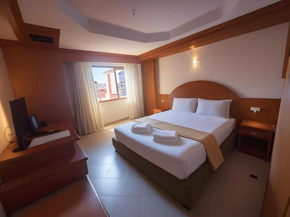 Hack Patong Beach Hotel Pokoj fotografie